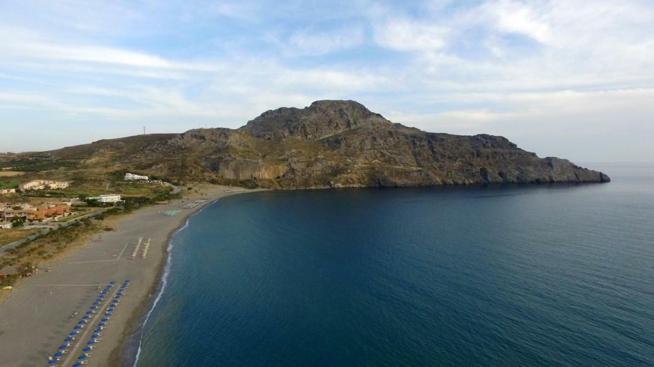 Beach House Плакіас Екстер'єр фото
