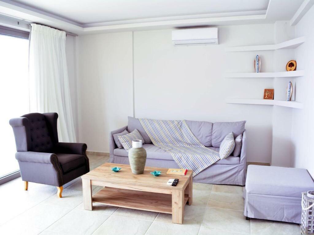 Beach House Плакіас Екстер'єр фото