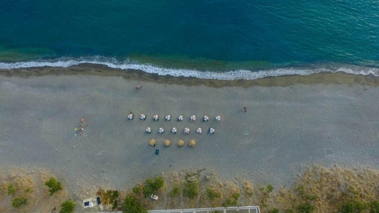 Beach House Плакіас Екстер'єр фото